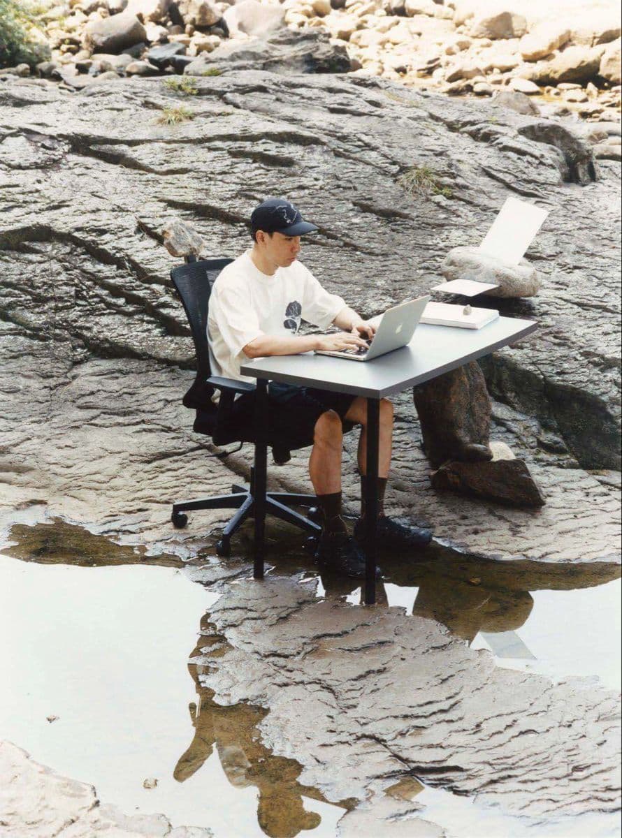 Perplexity Computer interface met meerdere AI modellen en integraties zoals Gmail, GitHub en Slack in één workspace